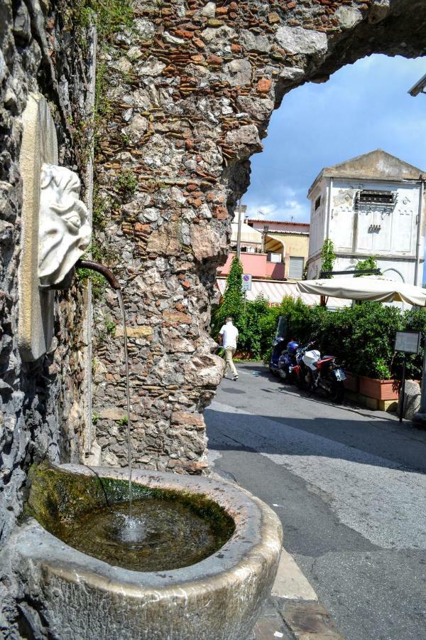 Tauromenion Guest House Taormina Exterior foto